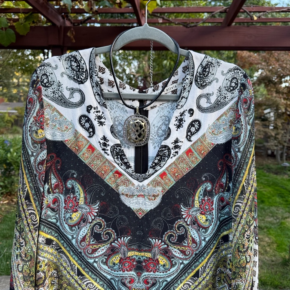 🩷 Alice + Olivia; Beautiful, Unique Design, 3/4 Length Sleeve Short Dress, Sz. L - Picture 3 of 11